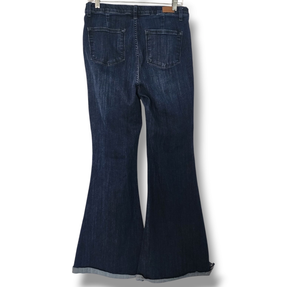 Judy Blue dark blue wash raw hem super stretch pull on super flare jeans 9/29 - Picture 2 of 13